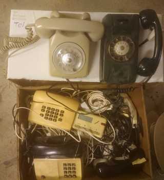 TEL analoga telefoner samt telkabel.jpg